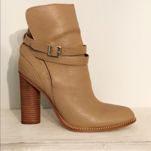 Cynthia Vincent Hue Booty - Picture 9 of 10